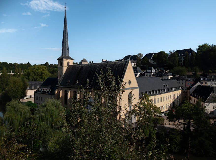 Luxembourg in 2026: Expat Guide to Salaries, Visas & Rent