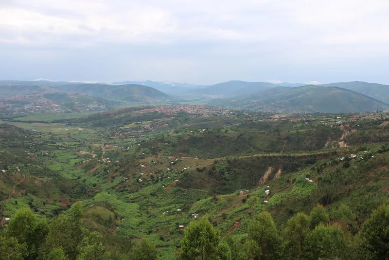 Moving to Rwanda in 2026: 7% Growth, Conflicting Visa Rules, and $530/mo Kigali Rents