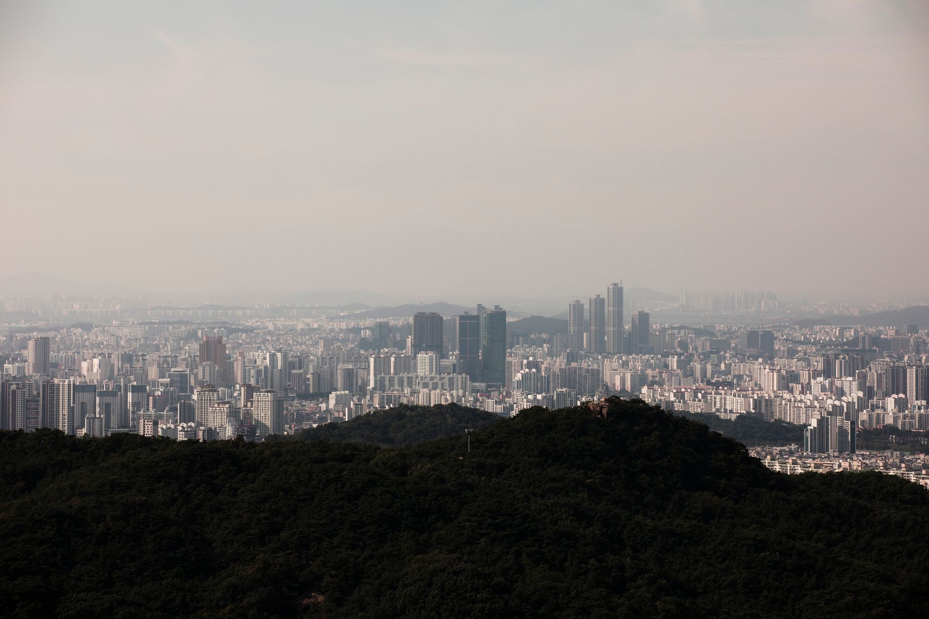 Moving to South Korea in 2026: The No-Nonsense Nomad Guide