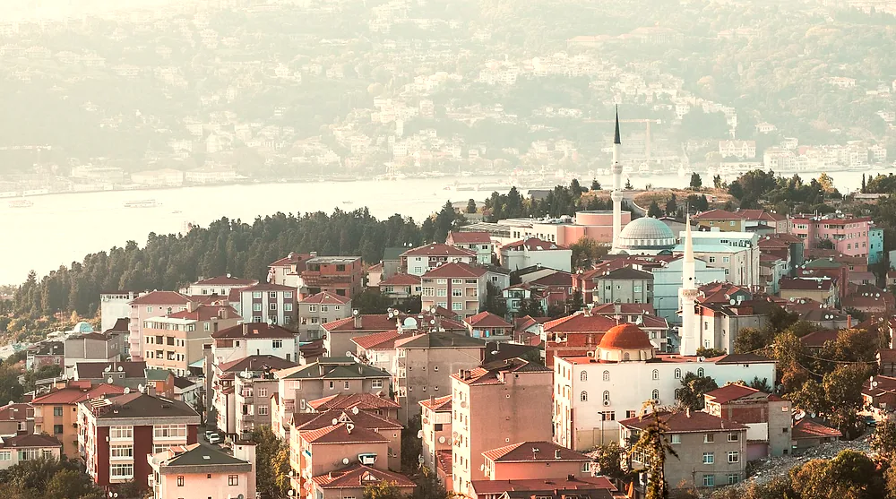 Moving to Turkey in 2026: 28% Inflation, $3,000 Nomad Visa, and Istanbul Rent Realities