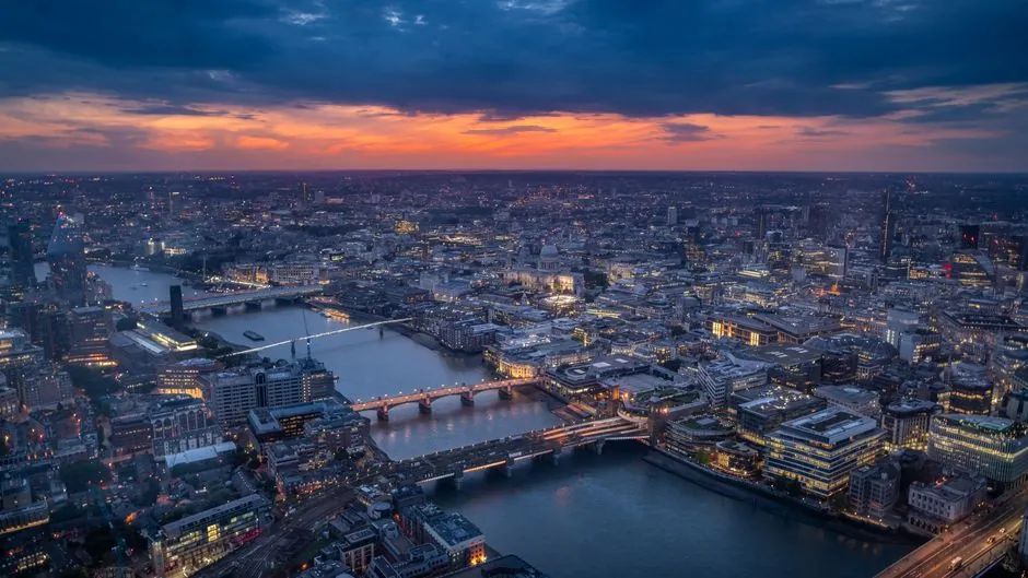 United Kingdom Expat Guide 2026: Taxes, Visas & Settlement